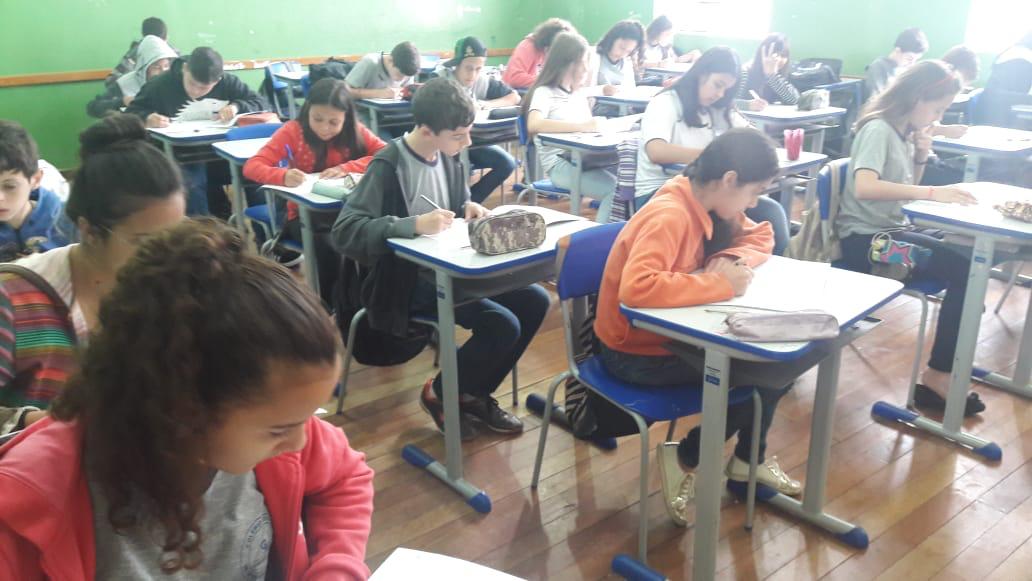 Escola sendo escola