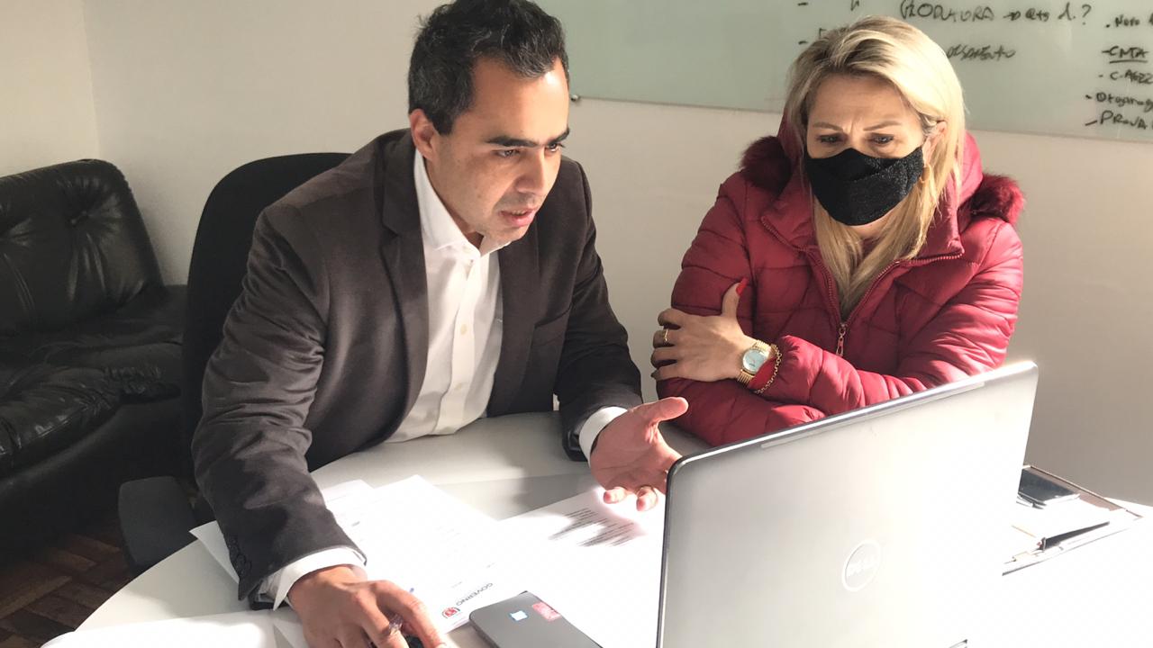 Os primeiros protocolos de retorno das aulas no Paraná começaram a ser avaliados pelo Comitê de “Volta às Aulas” nesta quinta-feira (9), e a proposta final deve ser validada pelas autoridades sanitárias da Secretaria da Saúde no dia 28 de julho