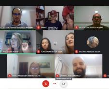 Reunião com os estudantes e suas famílias do Ganhando o Mundo