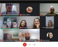 Reunião com os estudantes e suas famílias do Ganhando o Mundo