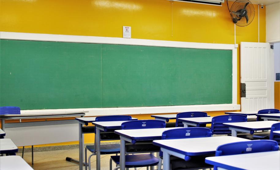 Na tarde desta quarta-feira (17), a Secretaria de Estado da Educação (Seed) anunciou a criação do Comitê de Planejamento de Retorno às Aulas pós-Pandemia. A intenção é discutir, entre todos os envolvidos, um plano único e robusto de retorno das aulas presenciais em todo Paraná. É deste Comitê que sairá a data definitiva de retomada das atividades presenciais.