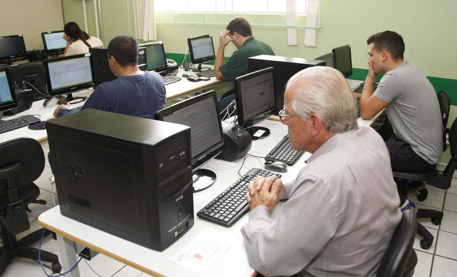 Inscrições para exames EJA